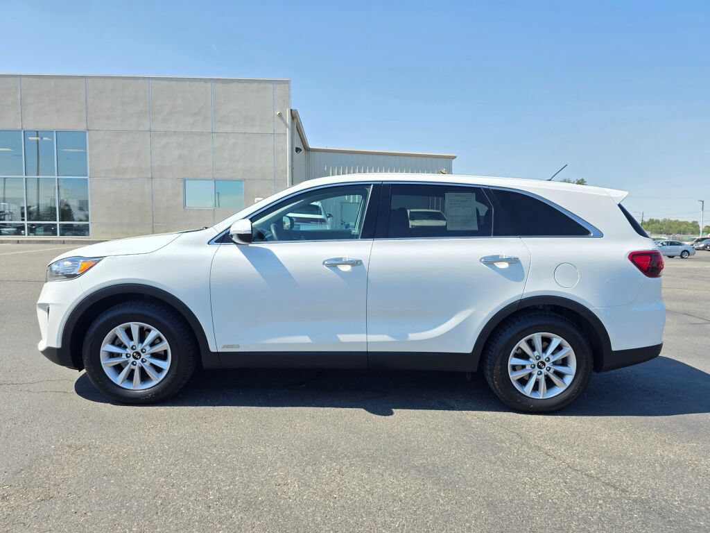 Used 2020 Kia Sorento LX AWD/4WD image 3