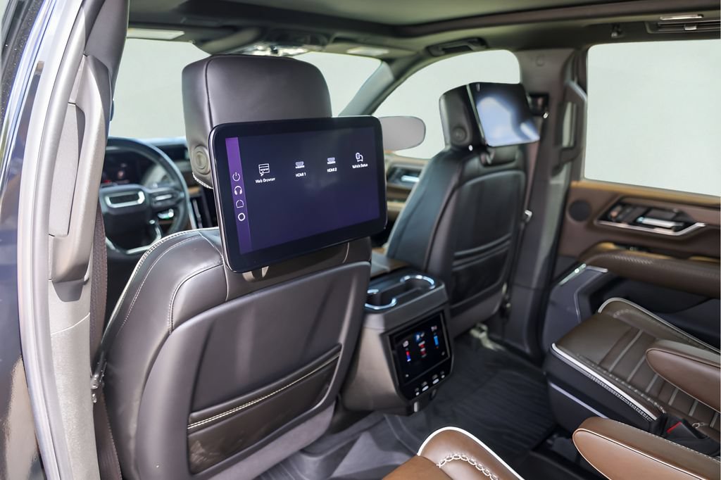 Used 2026 GMC Yukon Denali Ultimate AWD/4WD image 28