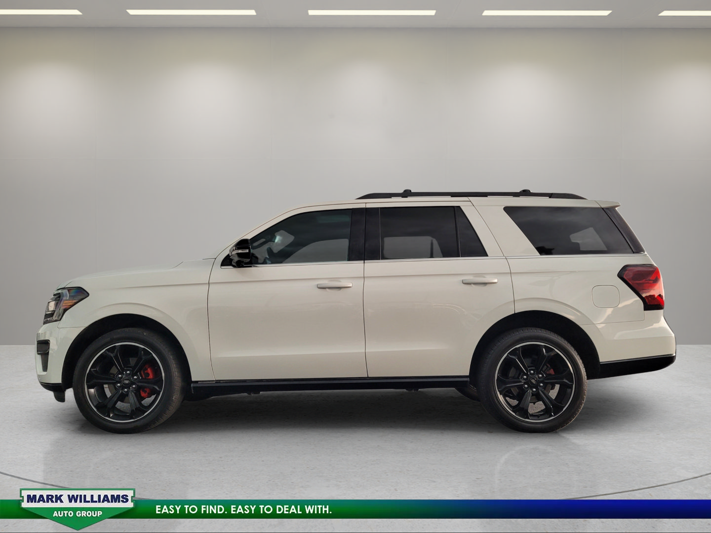 Used 2022 Ford Expedition Limited AWD/4WD image 7