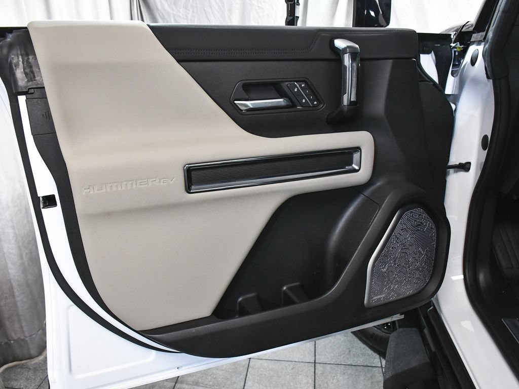 Used 2026 GMC Hummer EV SUV AWD/4WD image 9