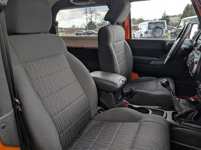 Used 2012 Jeep Wrangler Sport AWD/4WD image 21
