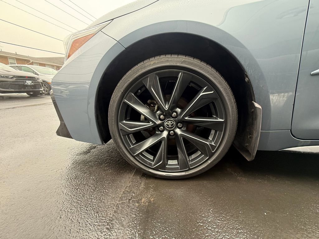 Used 2023 Toyota Corolla SE w/ Carpet Mat Package (TMS) image 9