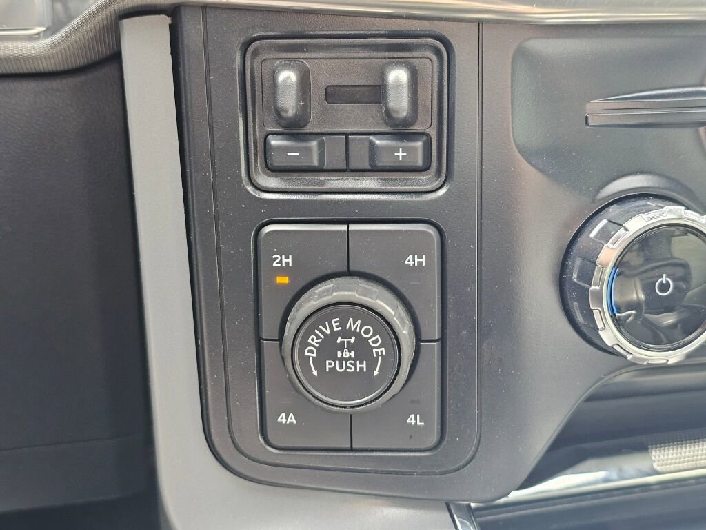 Used 2024 Ford F150 Lariat w/ Equipment Group 502A High AWD/4WD image 32
