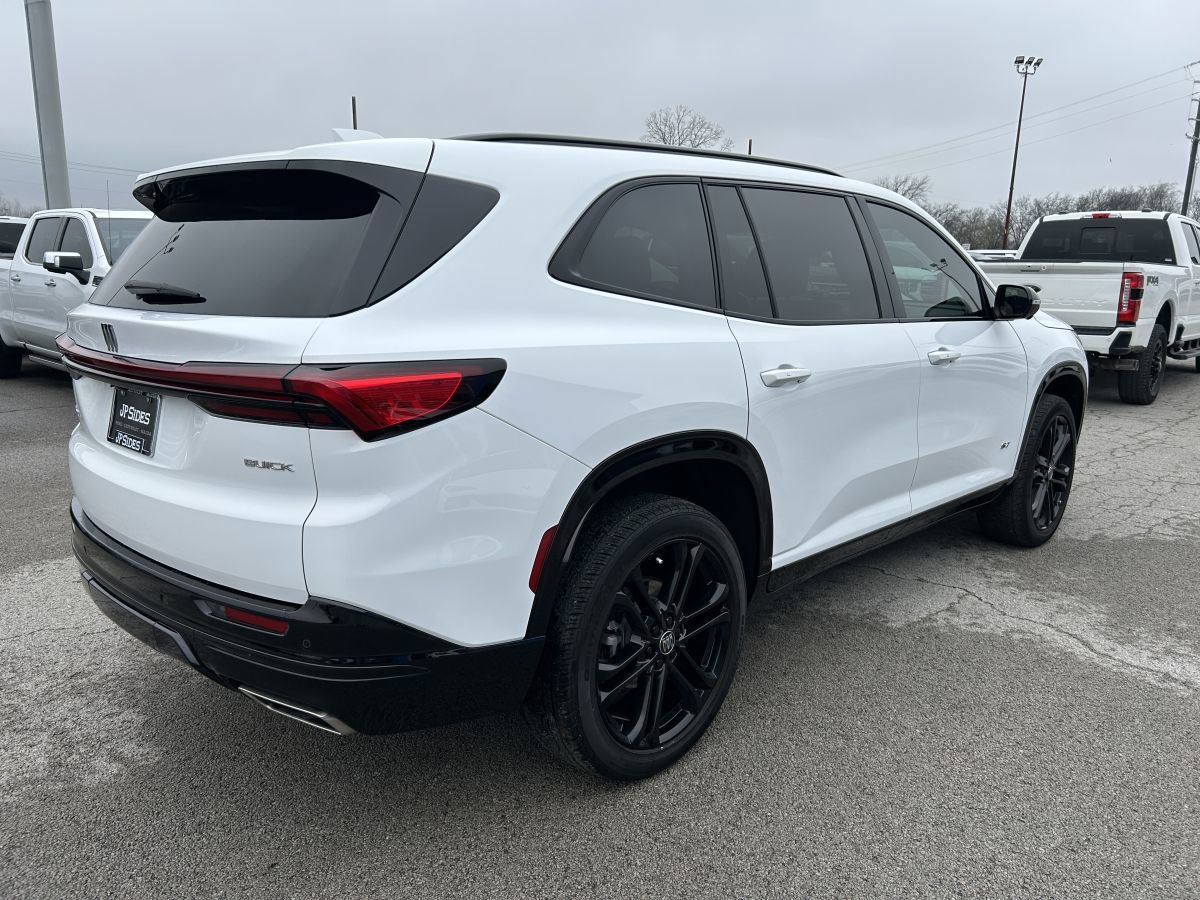 Used 2025 Buick Enclave Sport Touring w/ Power Package image 5