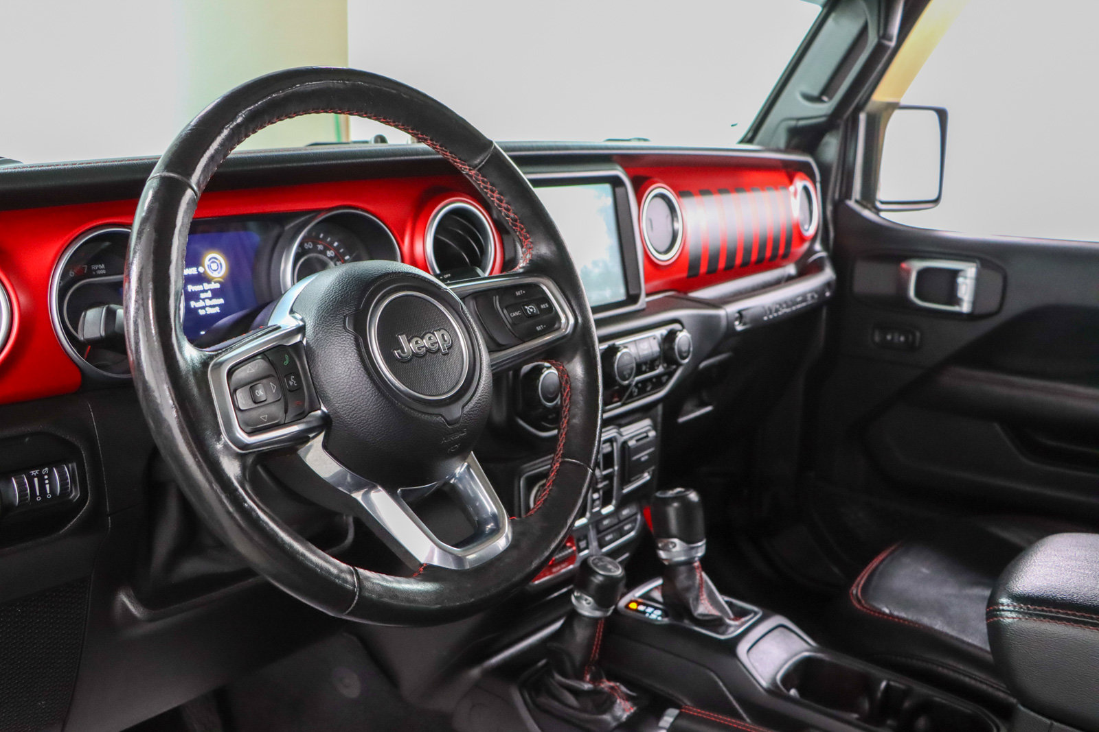 Used 2018 Jeep Wrangler Unlimited Rubicon AWD/4WD image 23