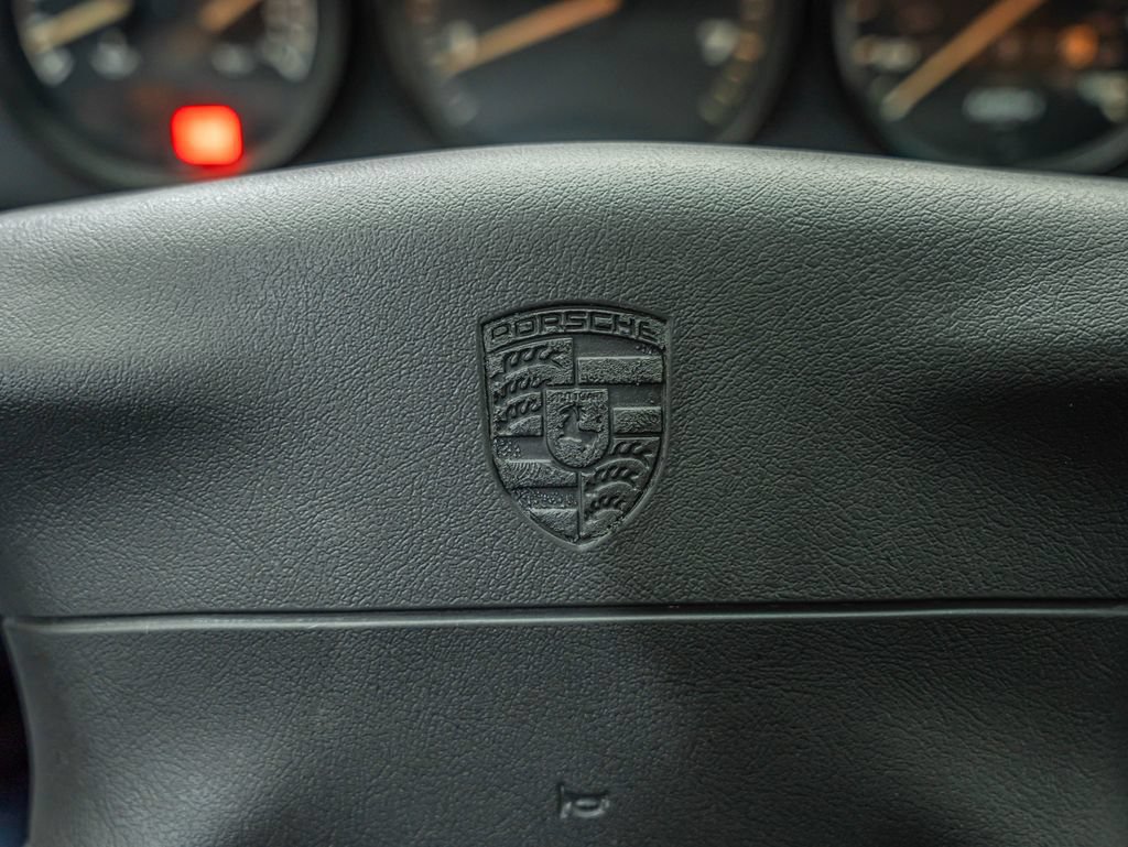 Used 1998 Porsche 911 Carrera RWD image 33