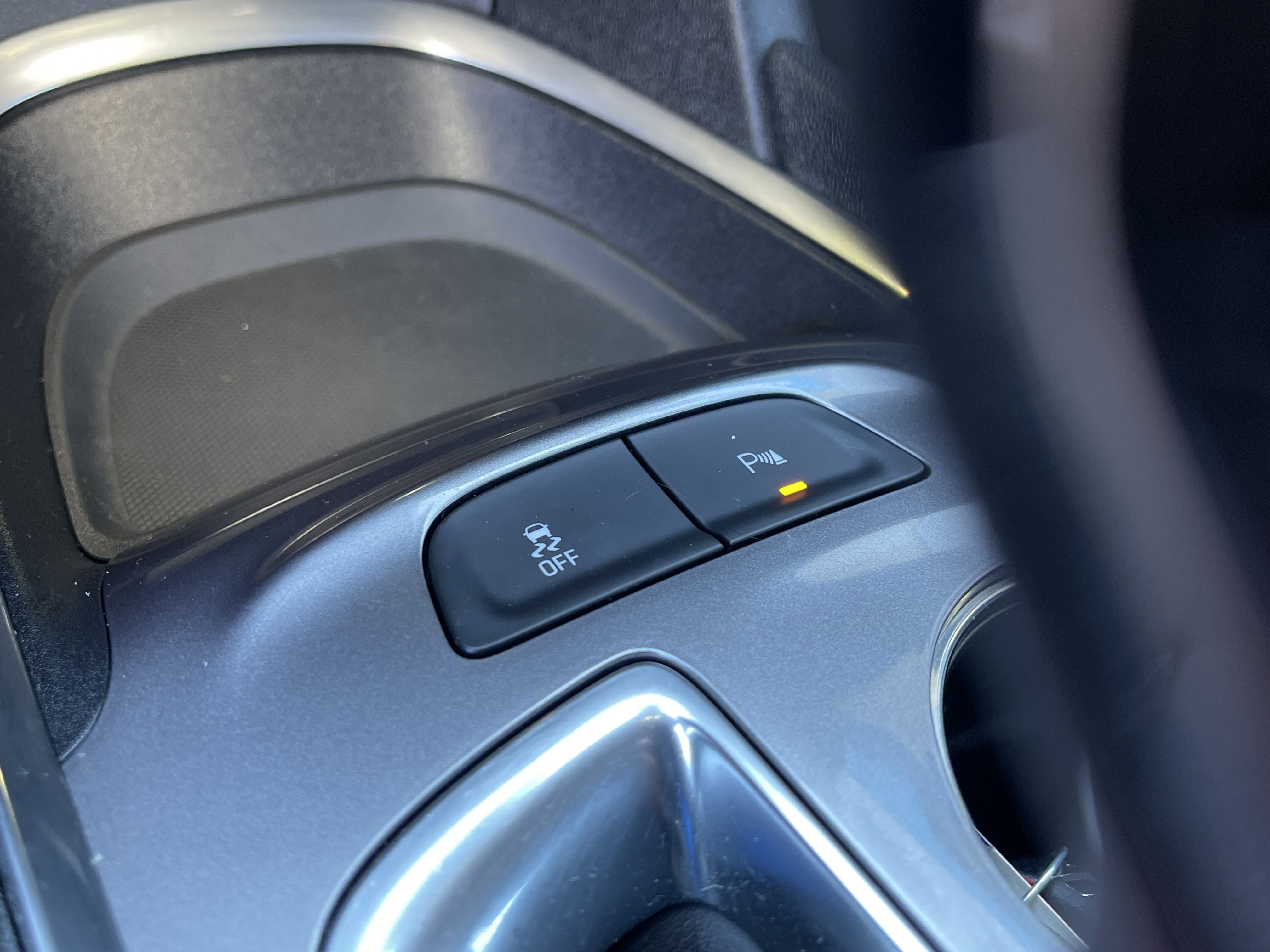 Used 2022 Chevrolet Malibu LT image 30