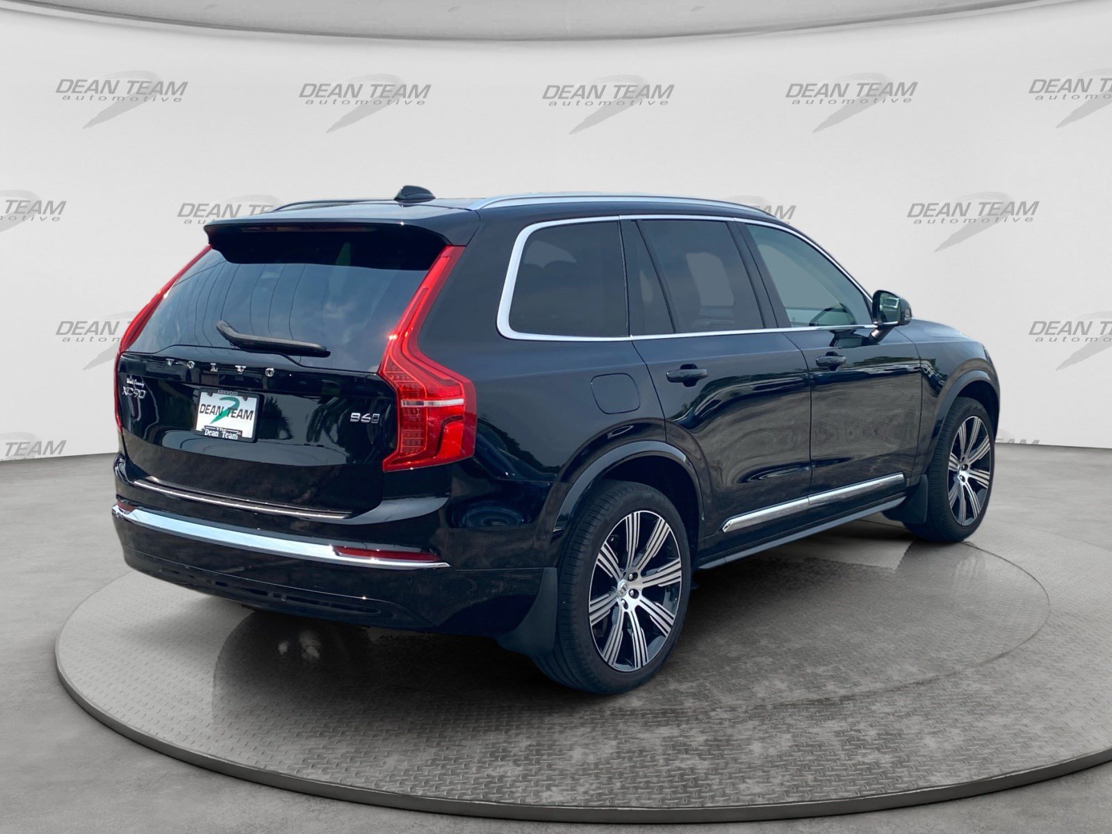 Used 2024 Volvo XC90 B6 Ultimate AWD/4WD image 8