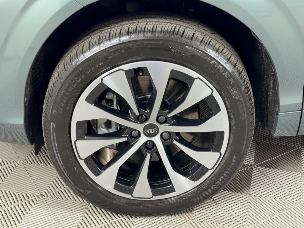 New 2026 Audi Q3 quattro 2.0T AWD/4WD image 13