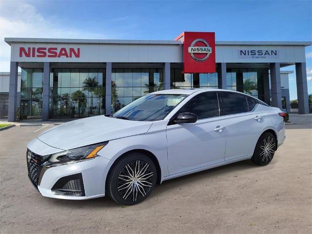 Certified 2023 Nissan Altima 2.5 SR w/ SR Premium Package image 9