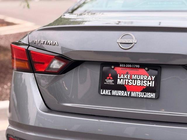 Used 2024 Nissan Altima 2.5 SV FWD image 12