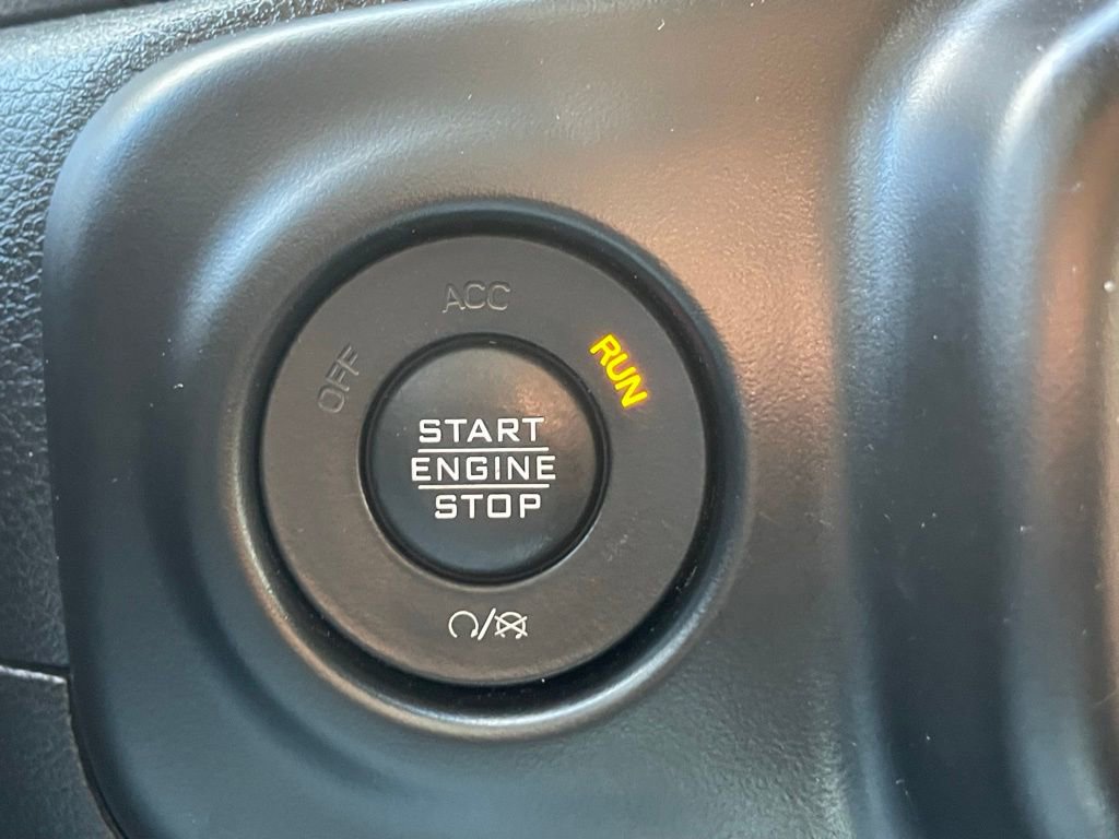 Used 2020 Jeep Wrangler Unlimited Sport image 29