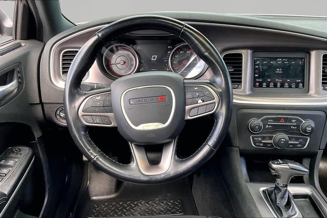 Used 2022 Dodge Charger SXT w/ Leather Interior Group RWD image 8