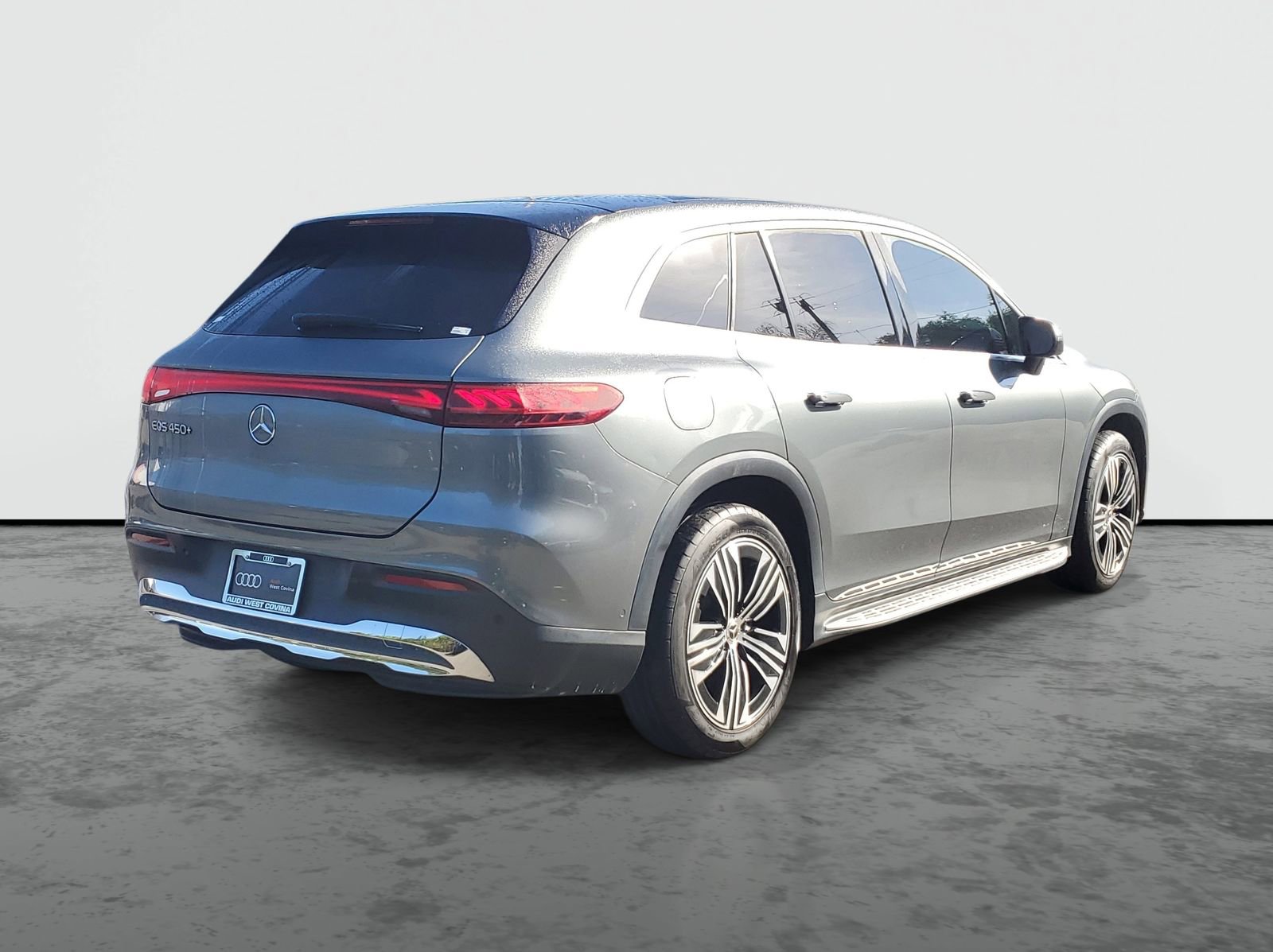 Used 2023 Mercedes-Benz EQS 450+ SUV image 4