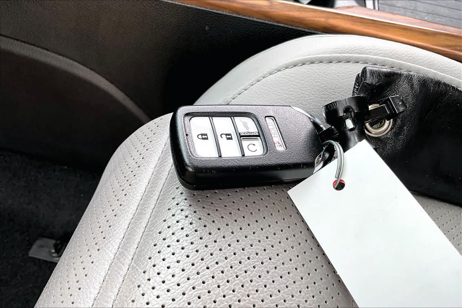 Used 2021 Honda CR-V Touring image 15