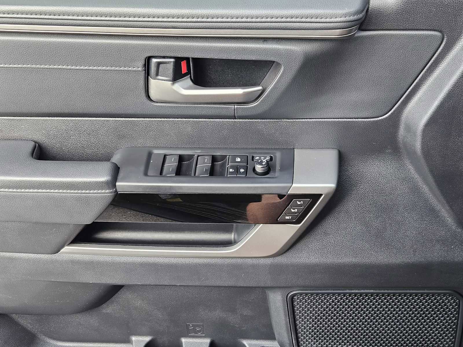 Used 2022 Toyota Tundra Limited image 23