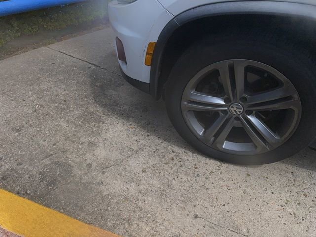 Used 2017 Volkswagen Tiguan Sport image 7