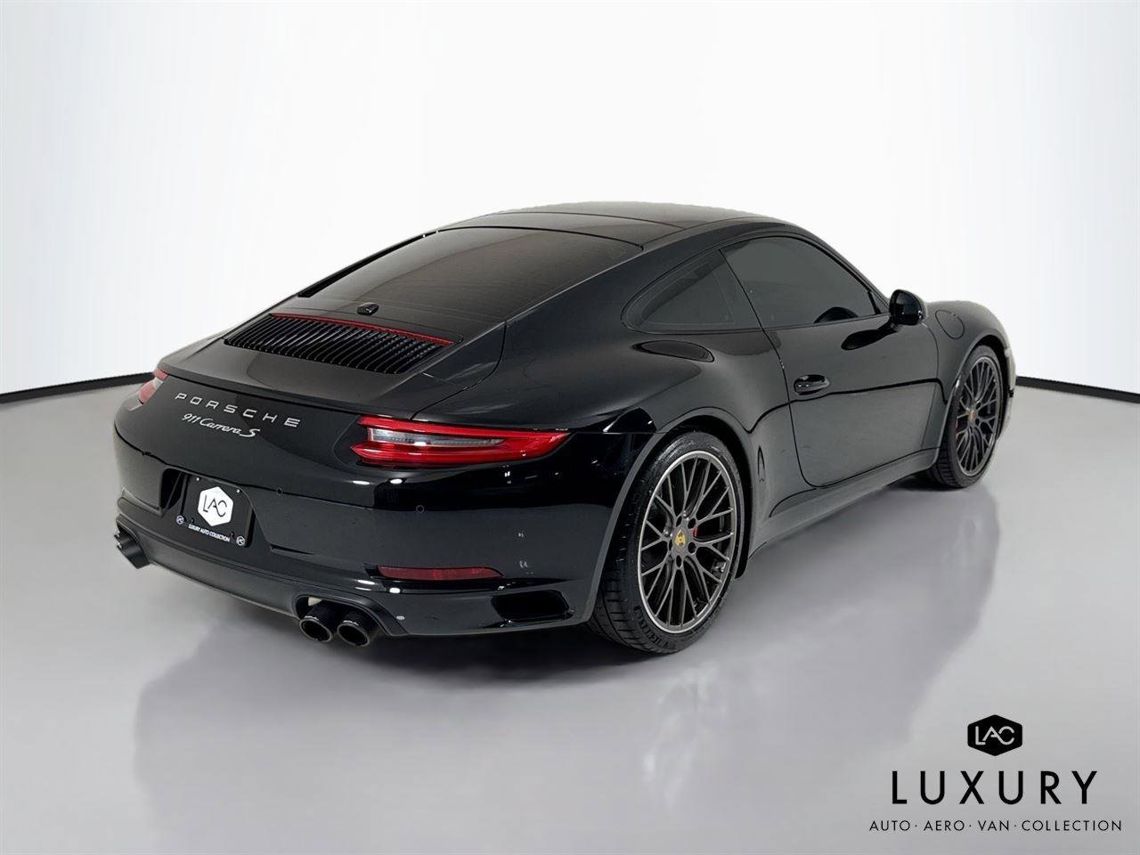 Used 2019 Porsche 911 Carrera S RWD image 6