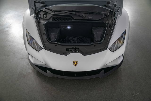 Used 2023 Lamborghini Huracan EVO RWD image 28