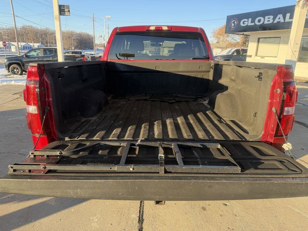 Used 2019 GMC Sierra 1500 SLE w/ SLE Value Package AWD/4WD image 10