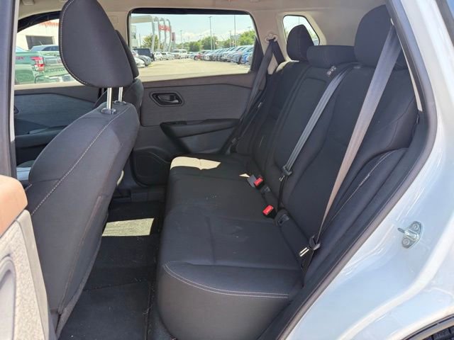 Used 2023 Nissan Rogue S FWD image 24