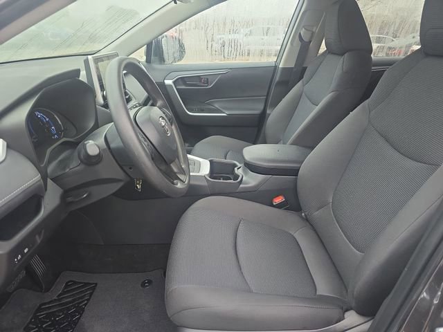 Used 2025 Toyota RAV4 LE image 15