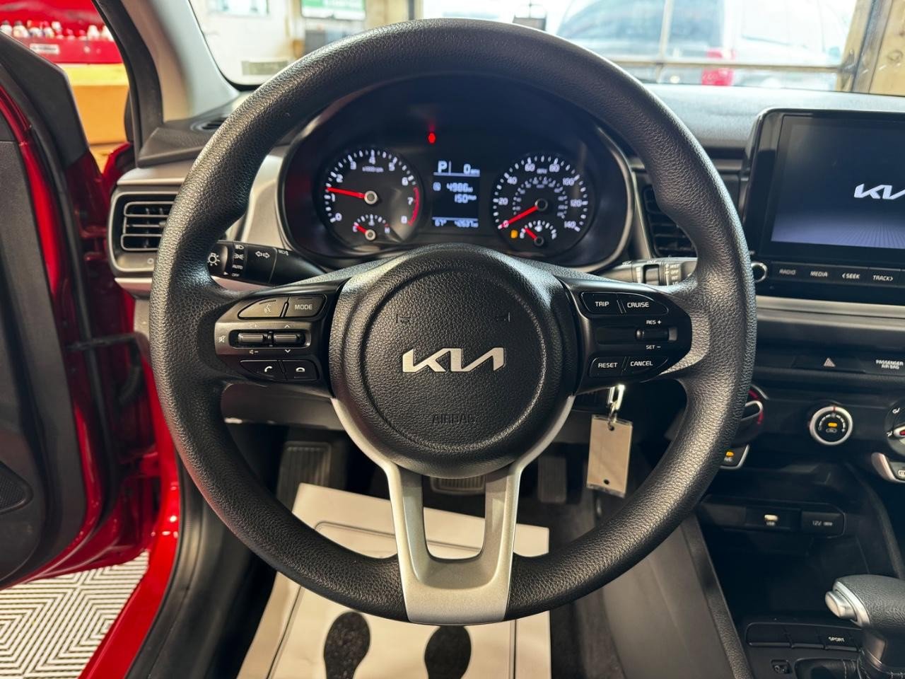 Used 2022 Kia Rio S image 17
