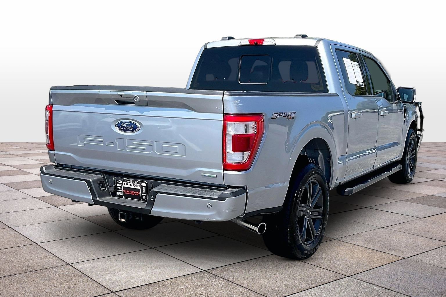 Used 2022 Ford F150 Lariat w/ Equipment Group 502A High AWD/4WD image 12
