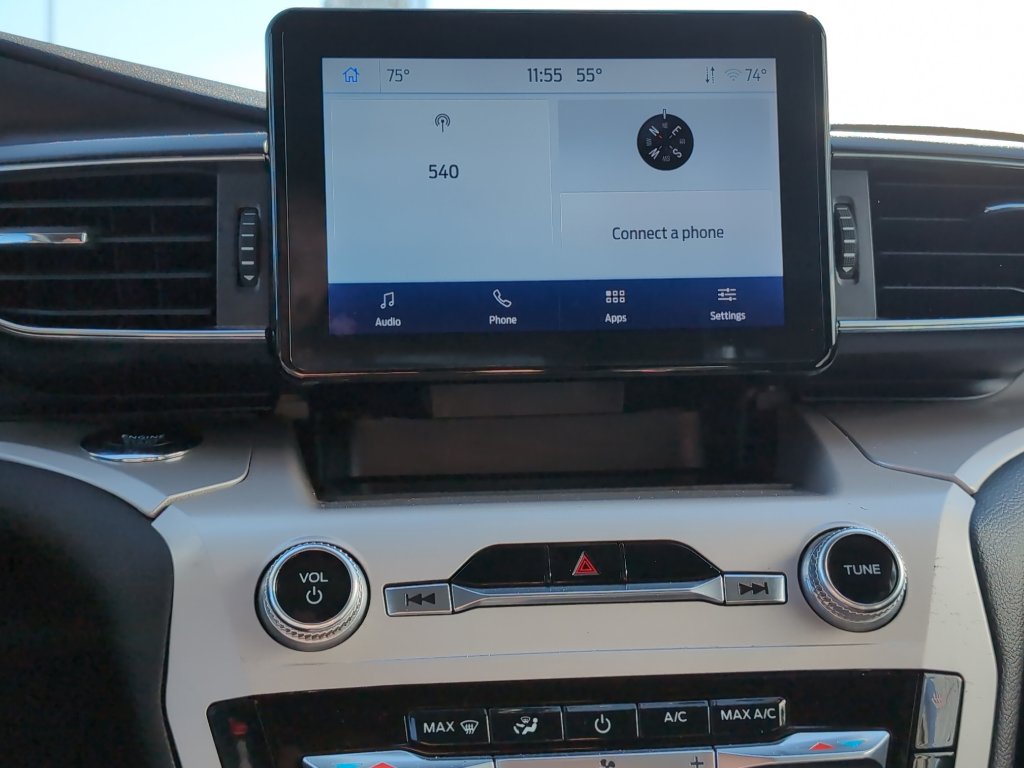 Used 2023 Ford Explorer XLT w/ Equipment Group 202A image 19