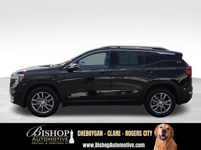 Used 2024 GMC Terrain SLT w/ LPO, Floor Liner Package AWD/4WD image 22