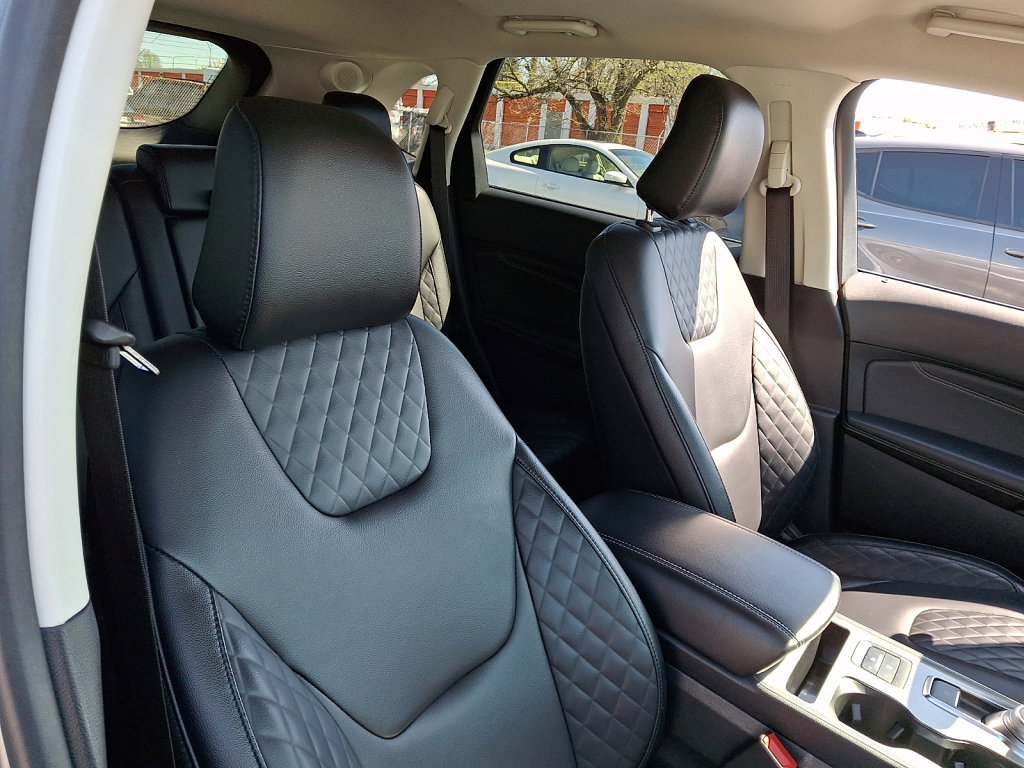 Used 2024 Ford Edge Titanium AWD/4WD image 13