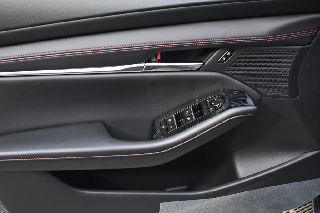 New 2026 MAZDA MAZDA3 Carbon image 22
