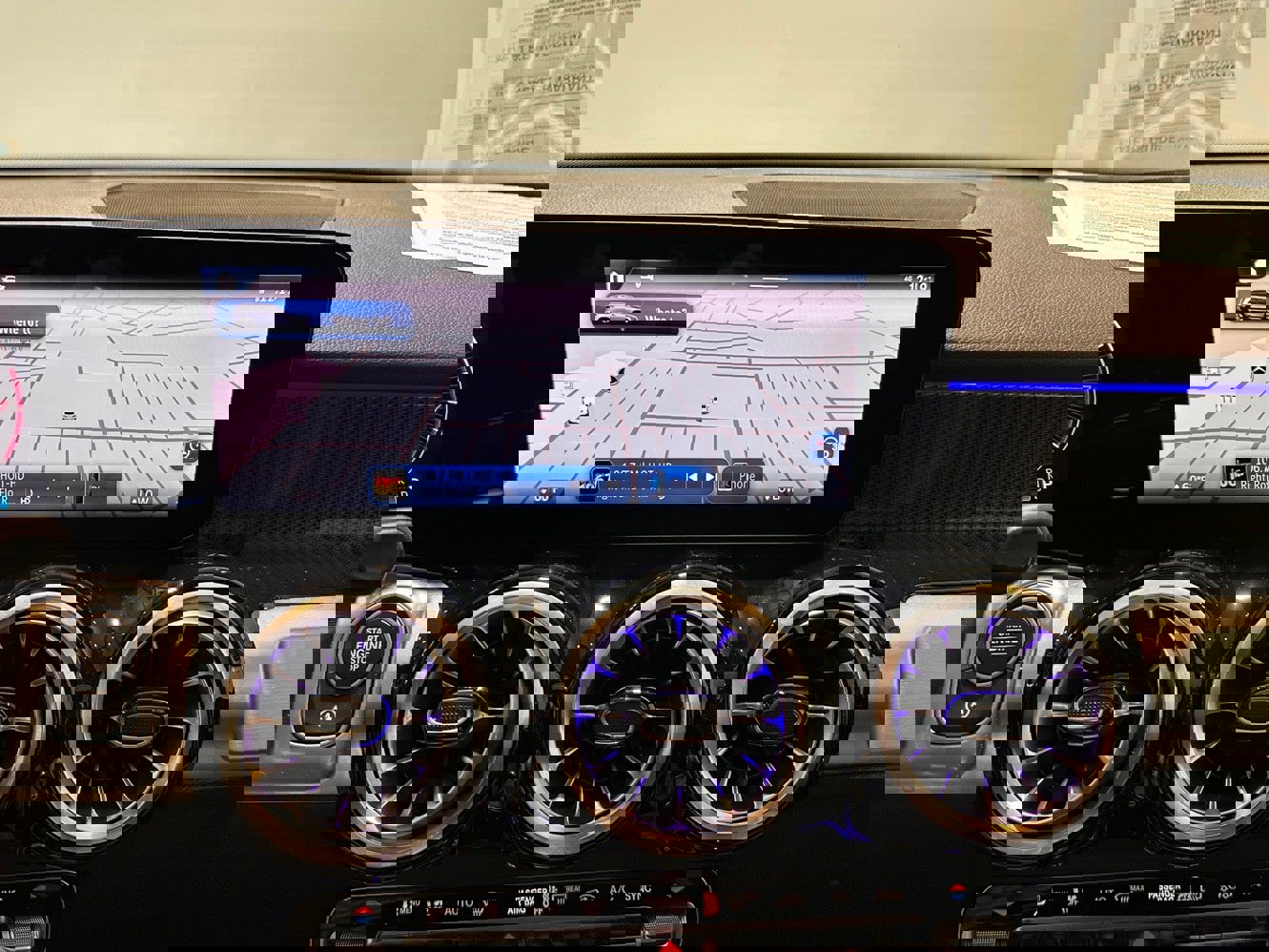 Used 2024 Mercedes-Benz GLB 250 4MATIC image 22