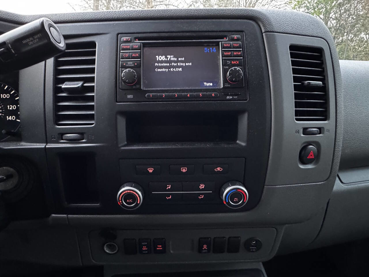 Used 2013 Nissan NV 3500 SV w/ Technology Pkg image 13