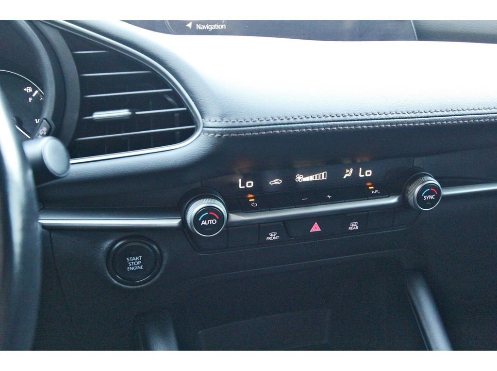 Used 2023 MAZDA MAZDA3 s image 28