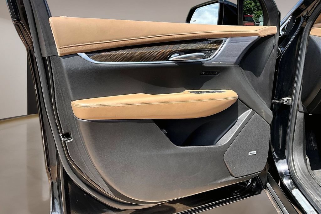 Certified 2023 Cadillac XT6 Premium Luxury w/ Platinum Package AWD/4WD image 18