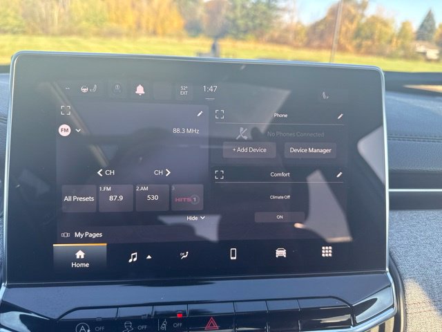 Used 2022 Jeep Compass Latitude w/ Sun and Sound Group AWD/4WD image 23
