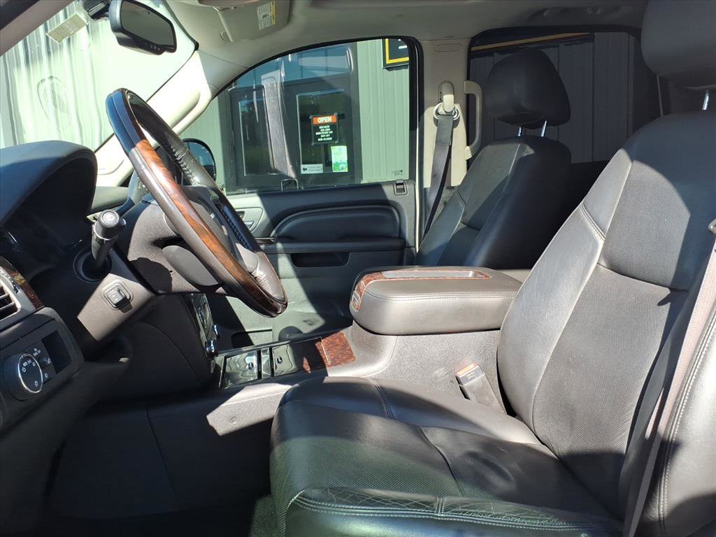 Used 2014 GMC Yukon Denali image 7