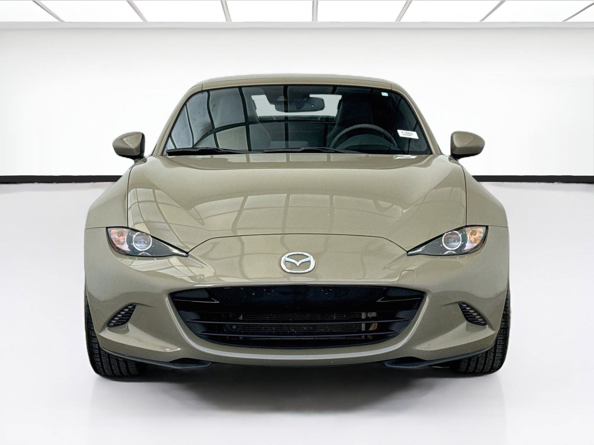 Used 2023 MAZDA MX-5 Miata Grand Touring RWD image 2