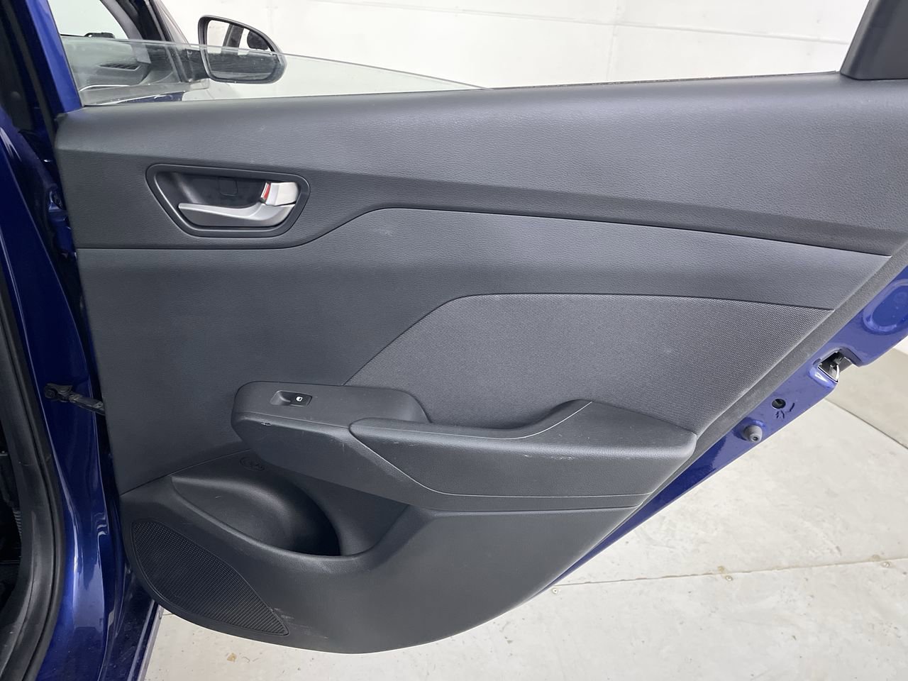 Used 2018 Hyundai Accent SE FWD image 20