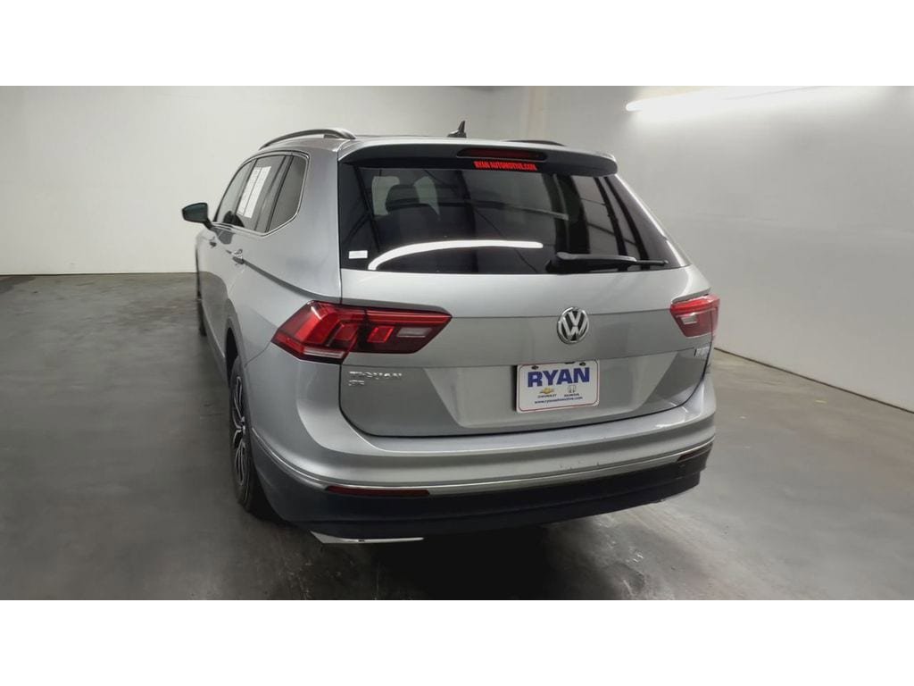 Used 2021 Volkswagen Tiguan SEL FWD image 7