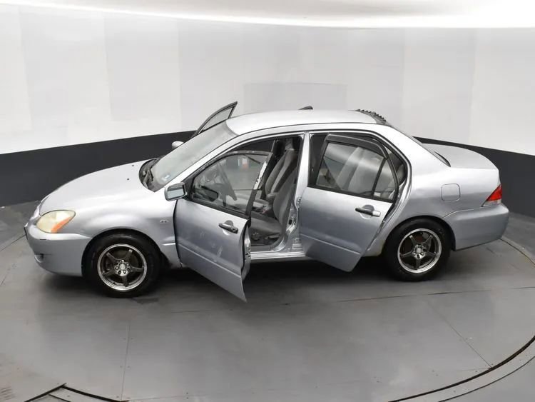 Used 2005 Mitsubishi Lancer ES FWD image 7