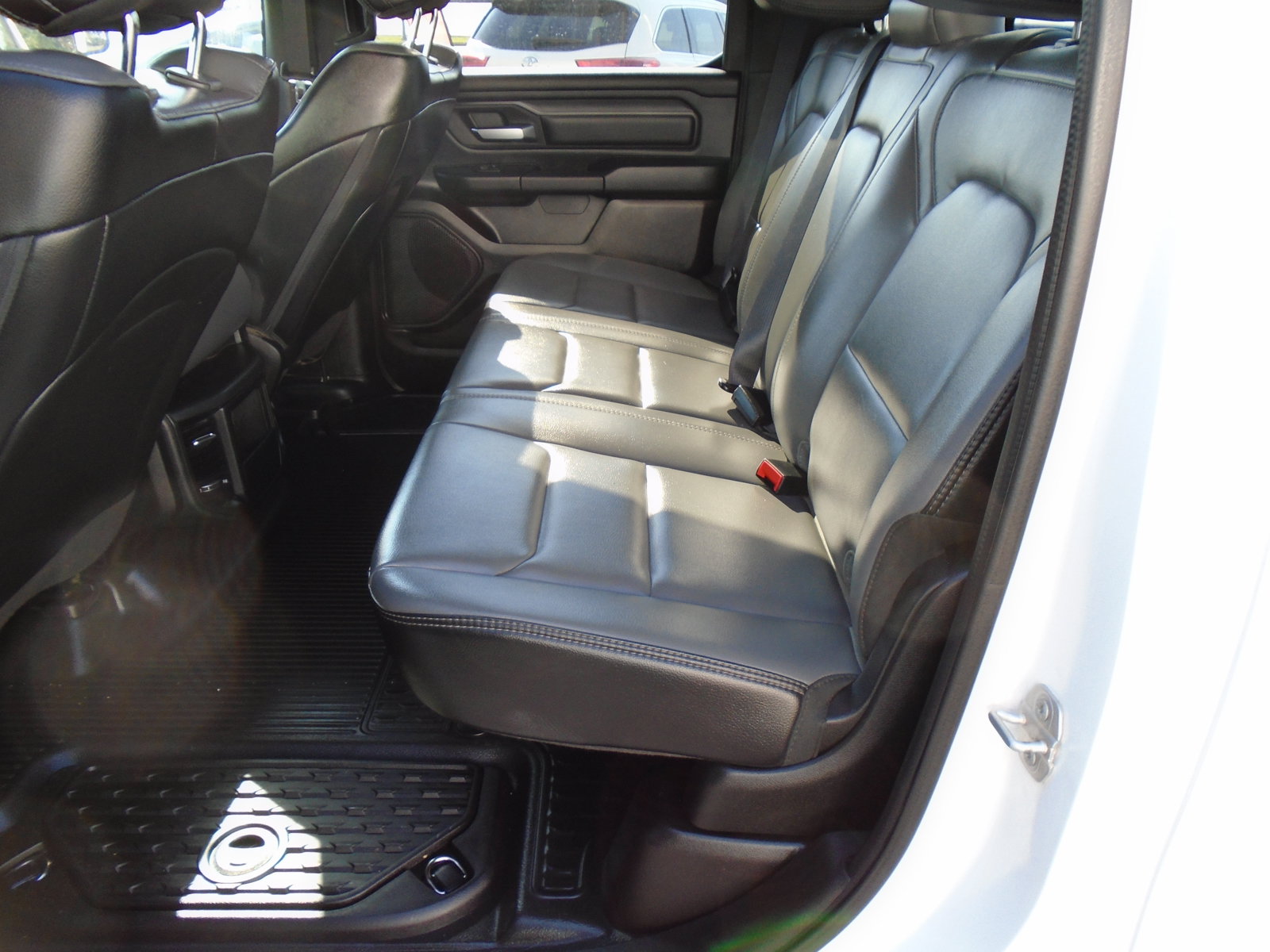 Used 2022 RAM 1500 Tradesman AWD/4WD image 13
