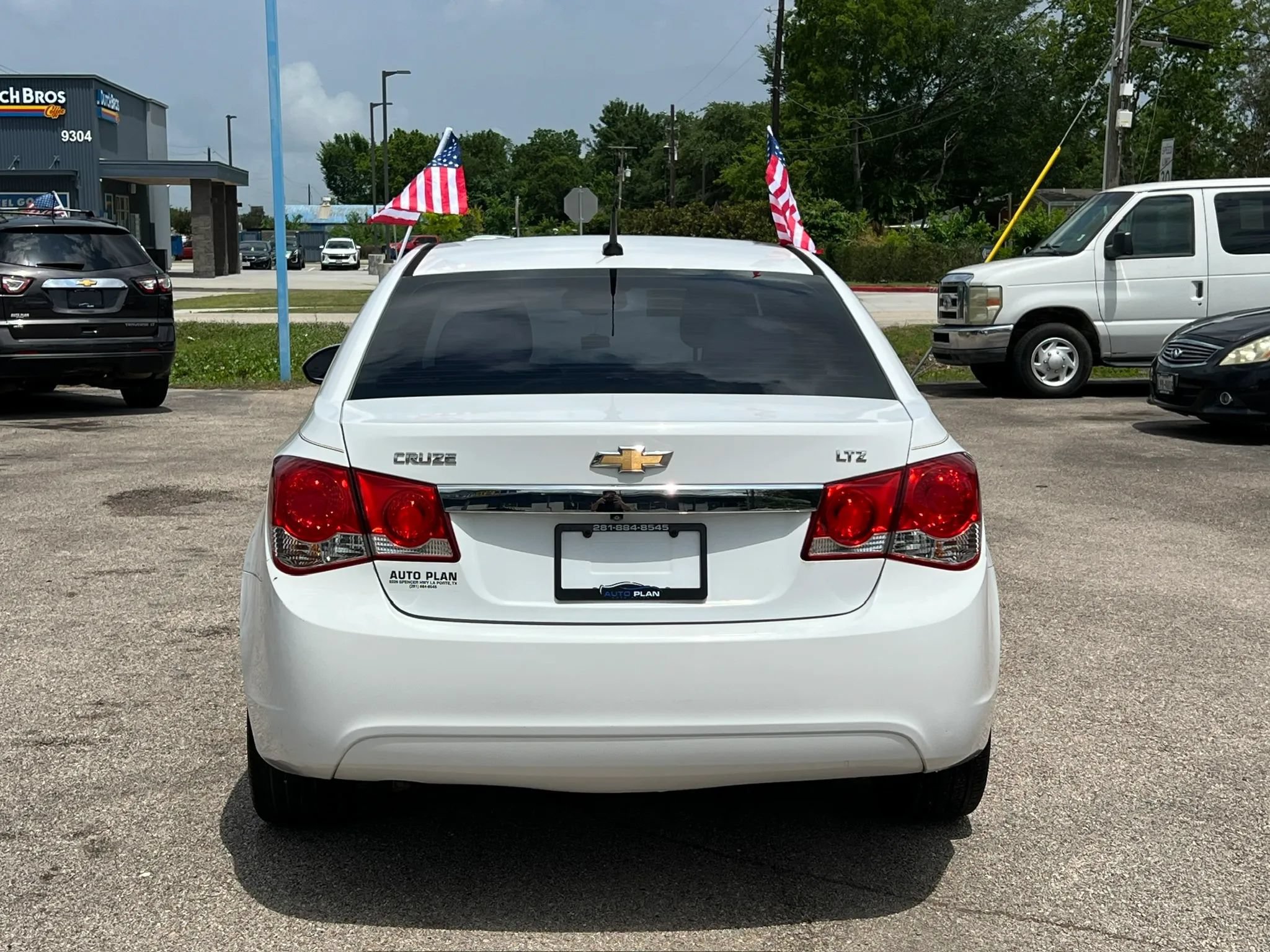 Used 2013 Chevrolet Cruze LTZ FWD image 7