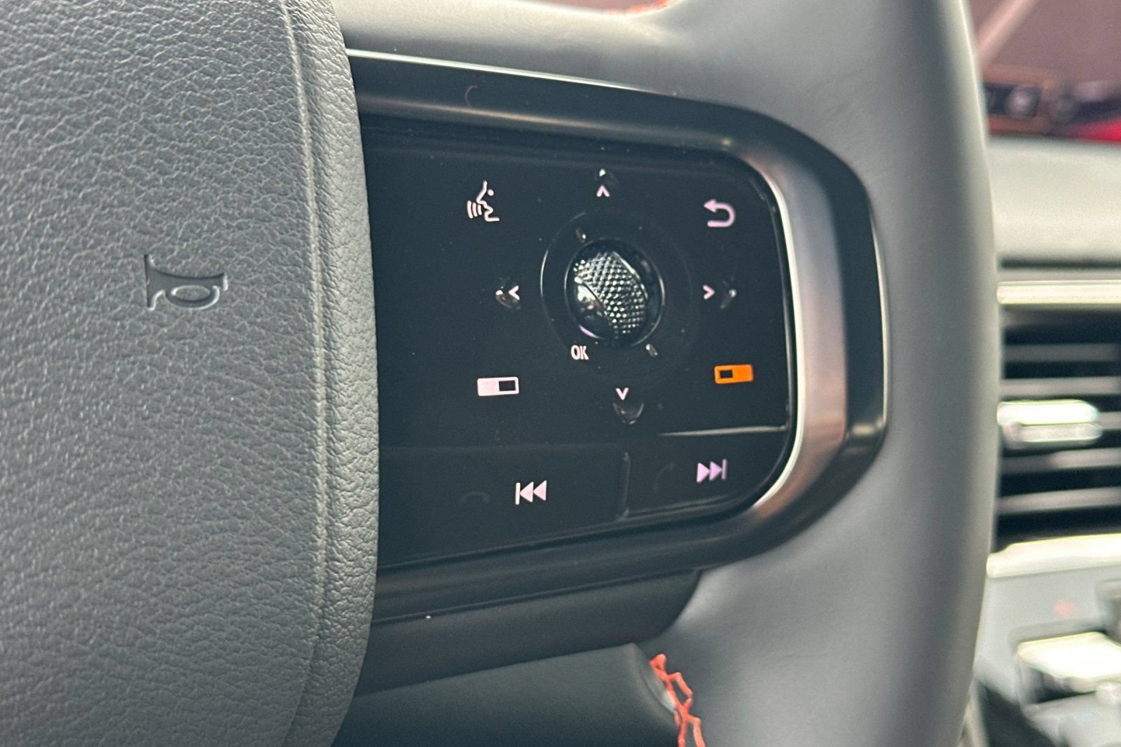 New 2026 Nissan Armada PRO-4X AWD/4WD image 31