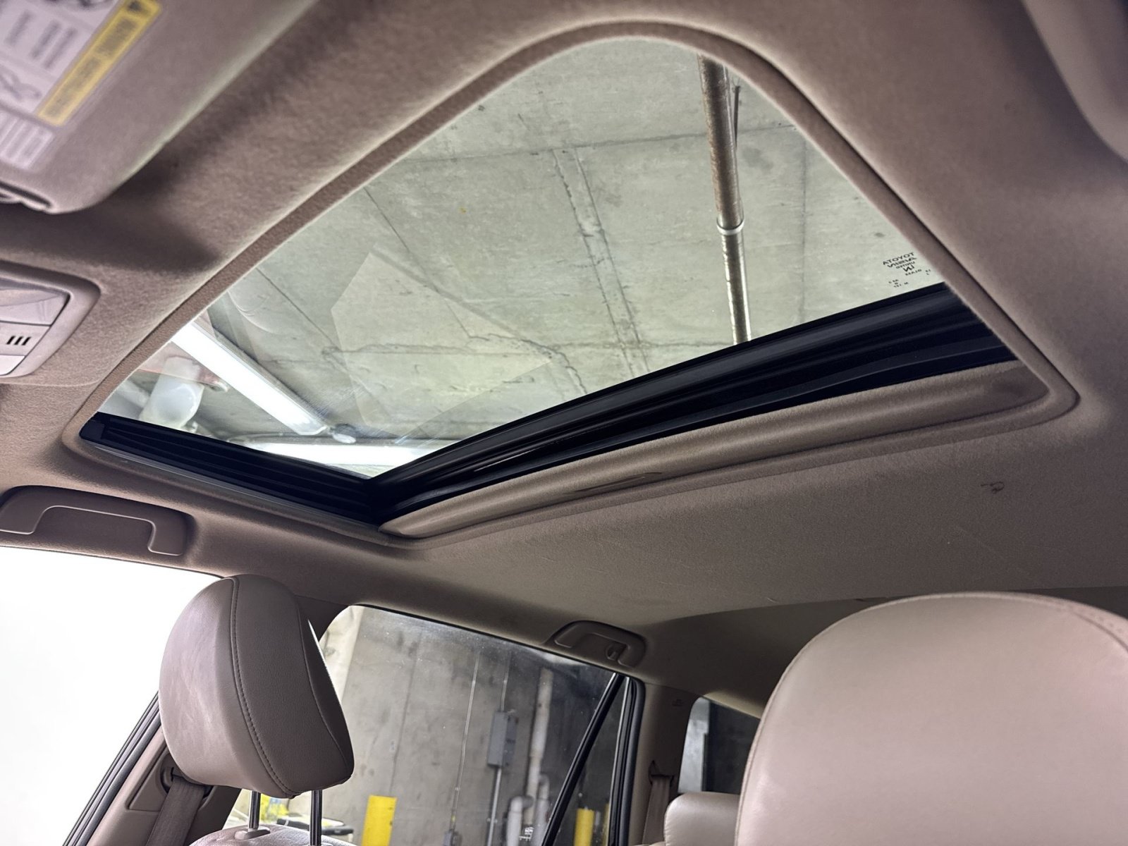 Used 2010 Toyota RAV4 Limited AWD/4WD image 36