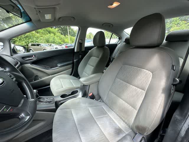 Used 2015 Kia Forte LX FWD image 12