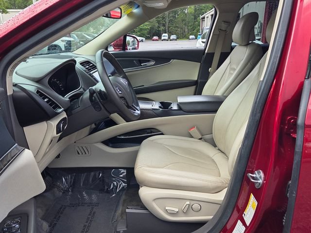 Used 2018 Lincoln MKX Reserve FWD image 9
