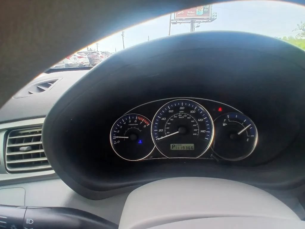Used 2010 Subaru Forester 2.5X AWD/4WD image 27