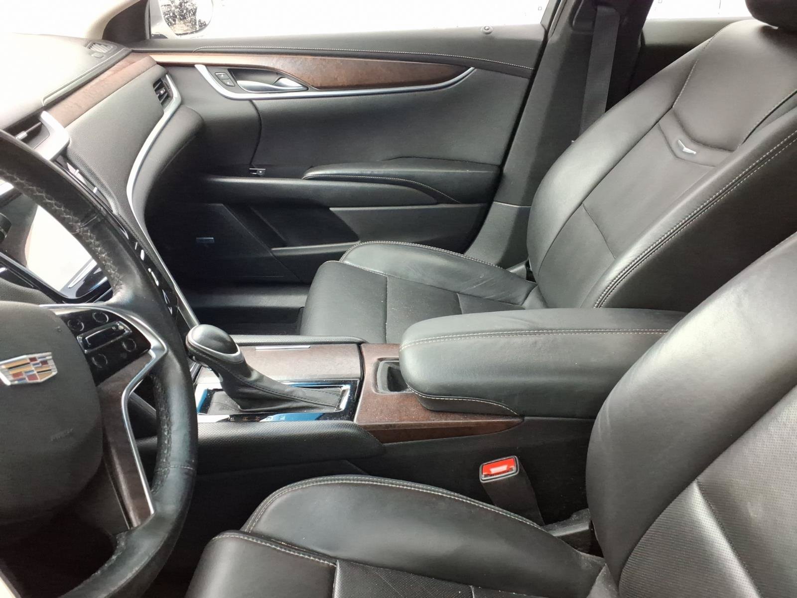 Used 2019 Cadillac XTS Luxury FWD image 13